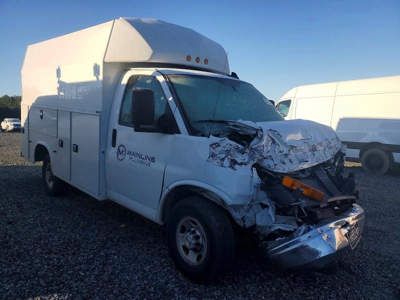 2024 Chevrolet Express Utility / Service Truck
