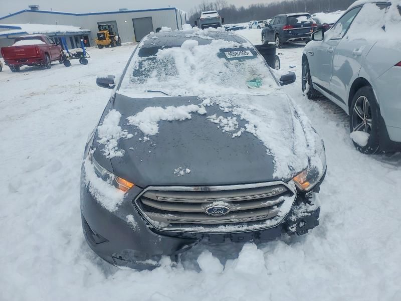 2013 Ford Taurus sel