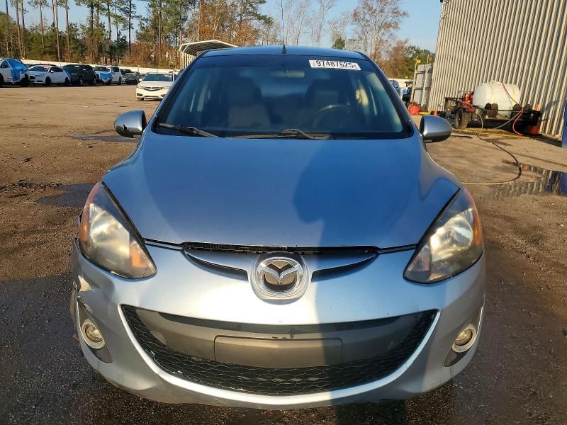 2013 Mazda 2