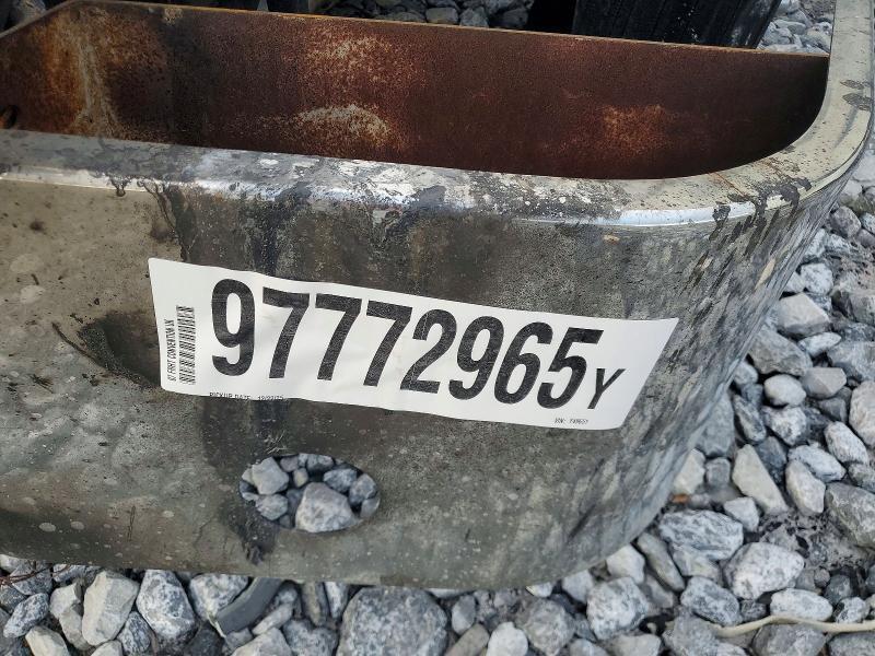 2007 Freigliner 2007 Freightliner Columbia 120 Semi Truck