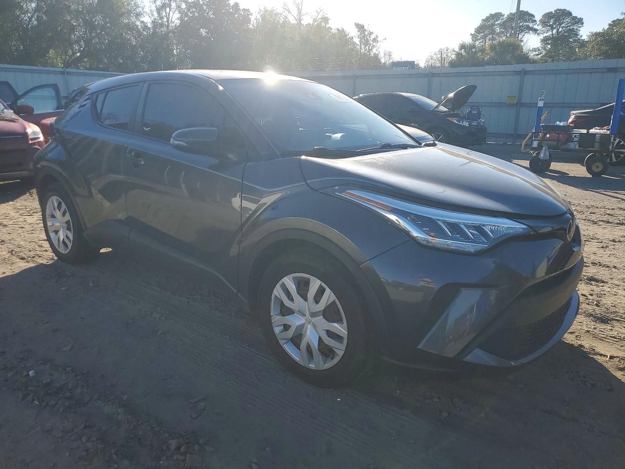 2021 Toyota C-hr xle