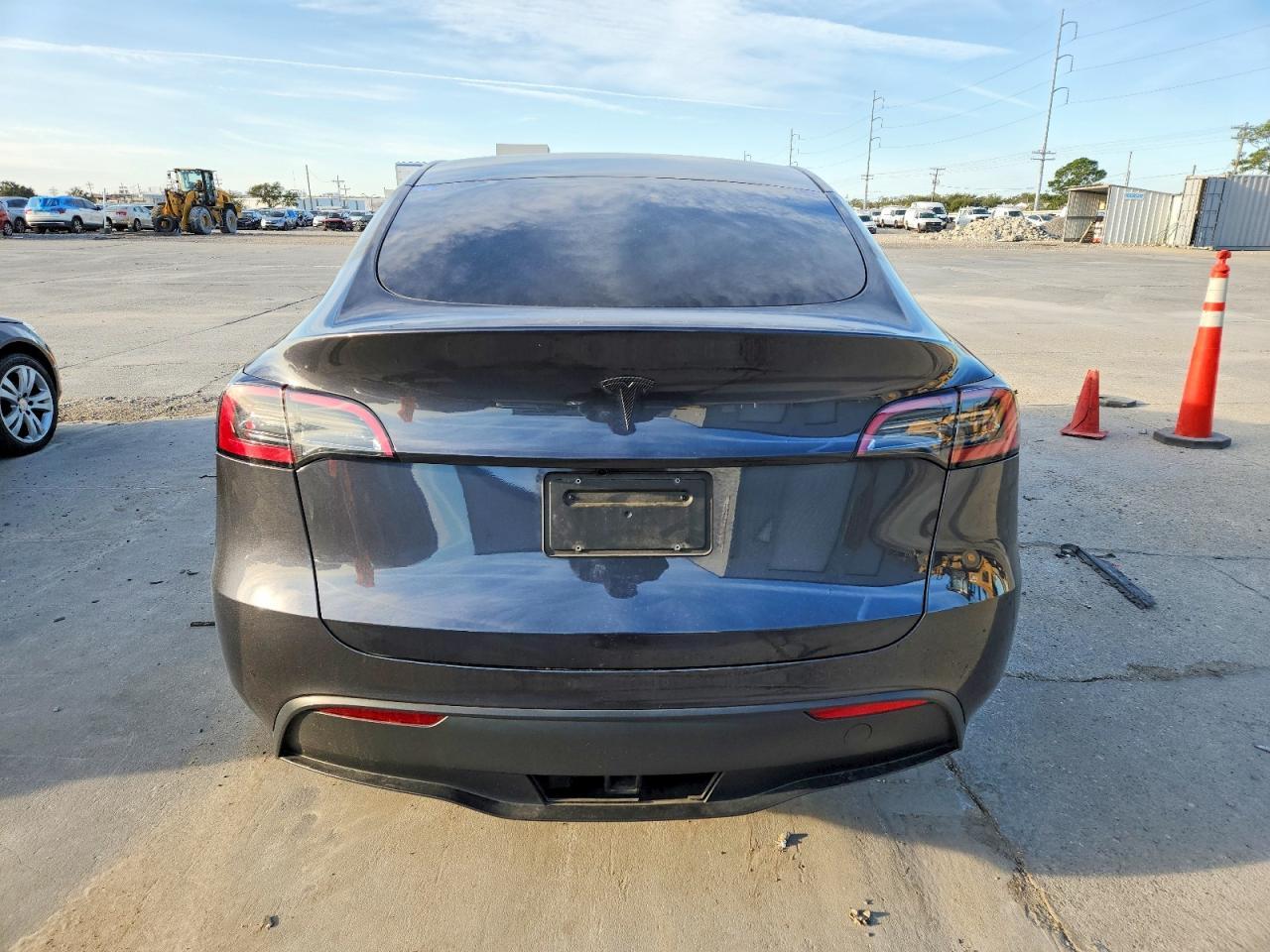 2025 Tesla Model y