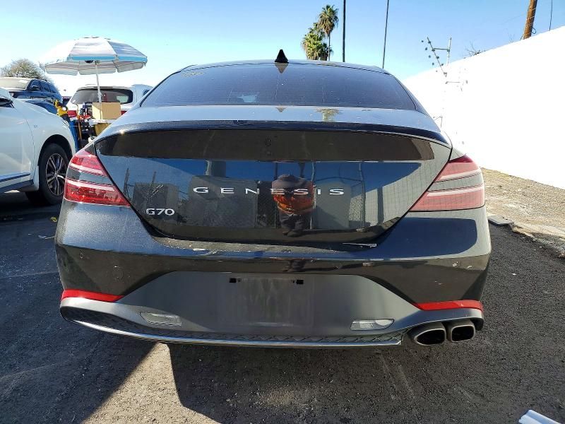 2023 Genesis G70 Base