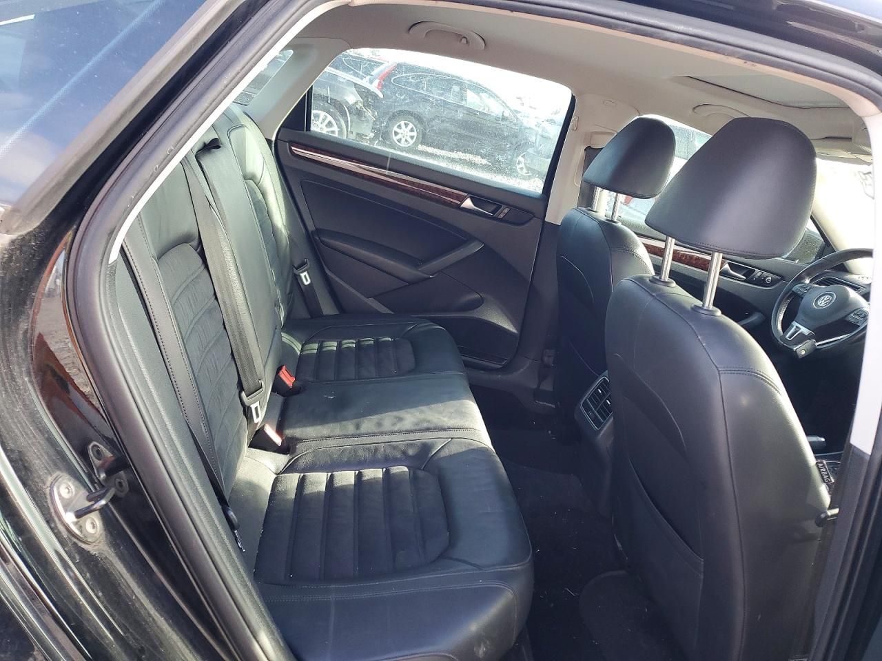 2013 Volkswagen Passat sel