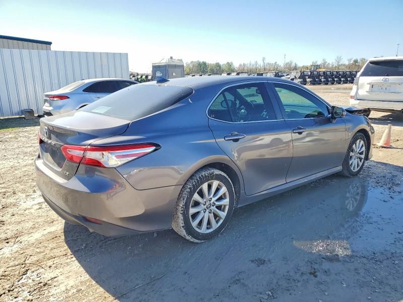 2020 Toyota Camry le