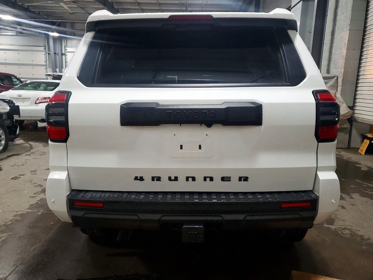 2025 Toyota 4runner SR5