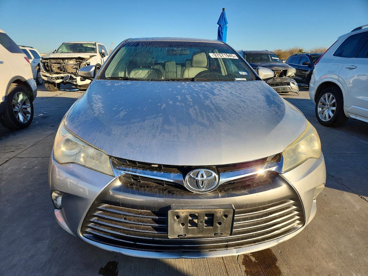 2016 Toyota Camry le