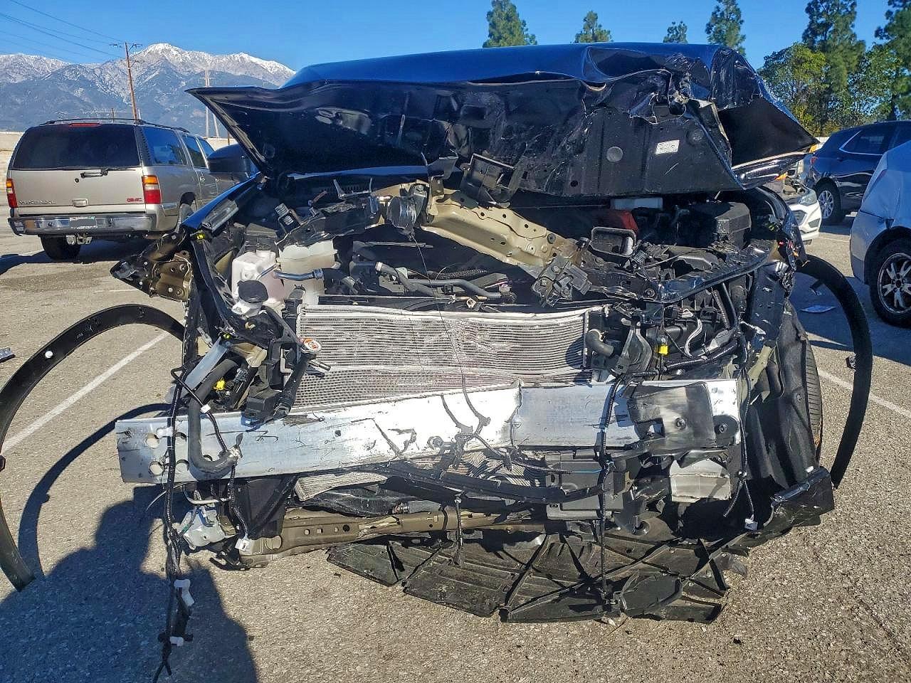 2025 Toyota Crown Signia xle