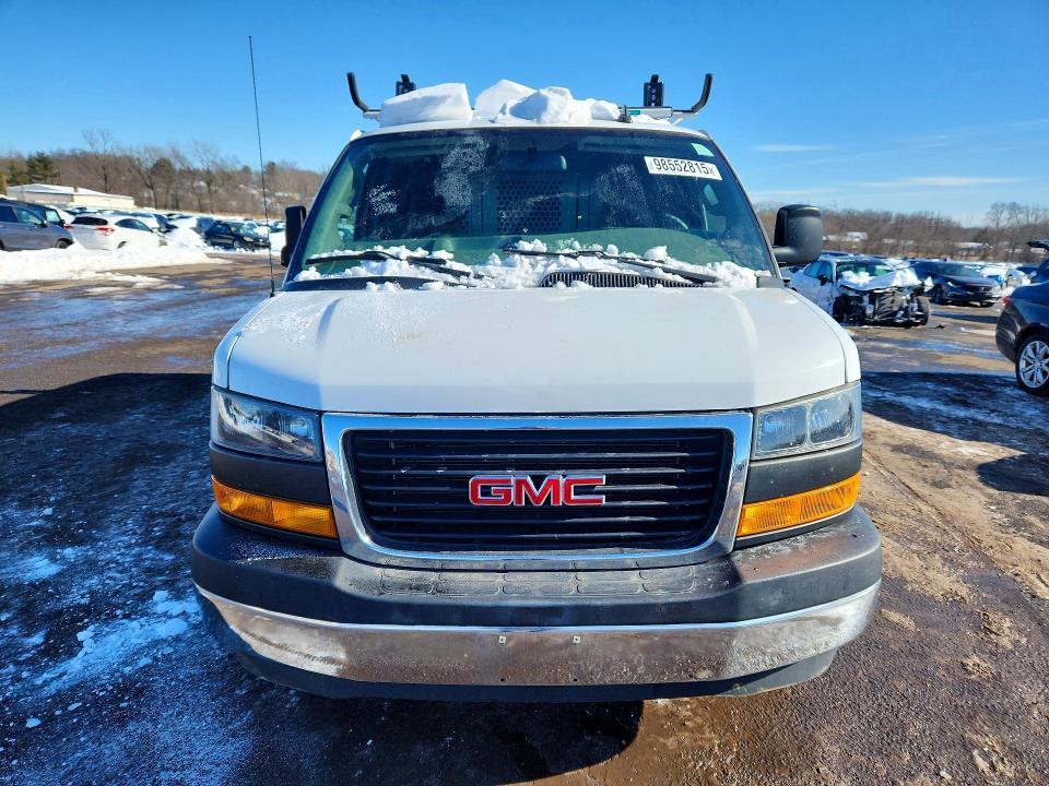 2021 GMC Savana G2500 Utility / Service van