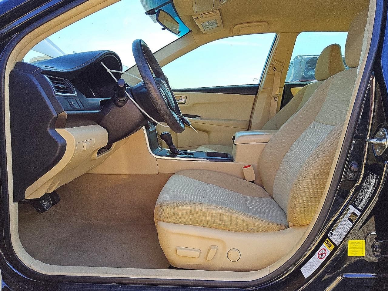 2017 Toyota Camry le