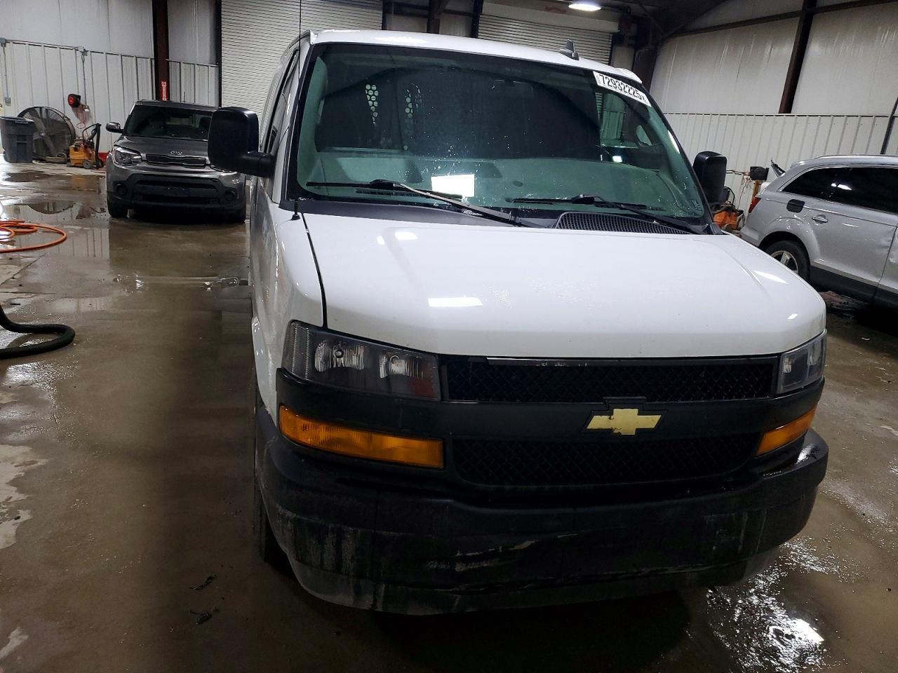 2021 Chevrolet Express G2500 Delivery Van