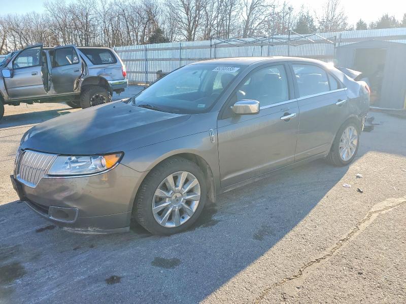 2010 Lincoln Townhouse MKZ