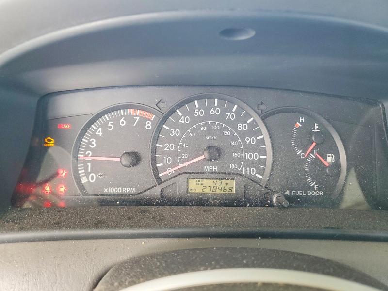 2004 Toyota Corolla ce