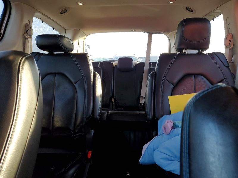 2021 Chrysler Pacifica Touring l