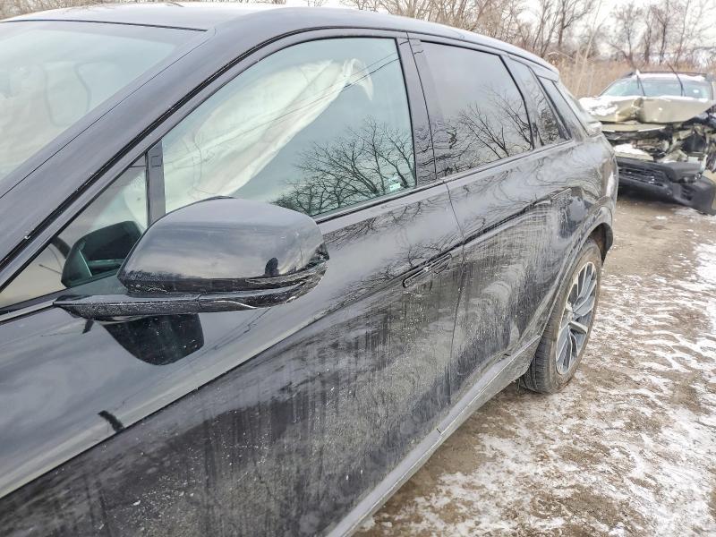 2025 Cadillac Lyriq Sport