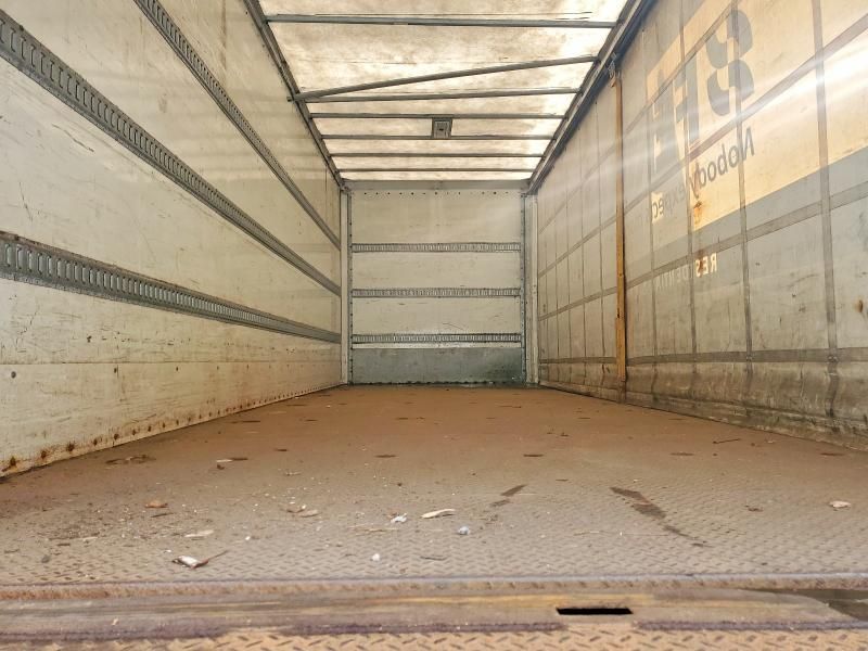 2017 Hino 268 BOX Truck