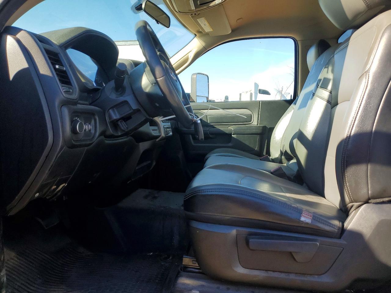 2020 Dodge Ram 4500 Flatbed Truck