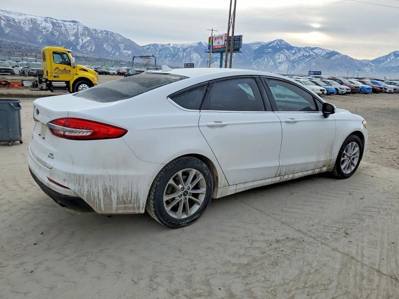 2019 Ford Fusion se