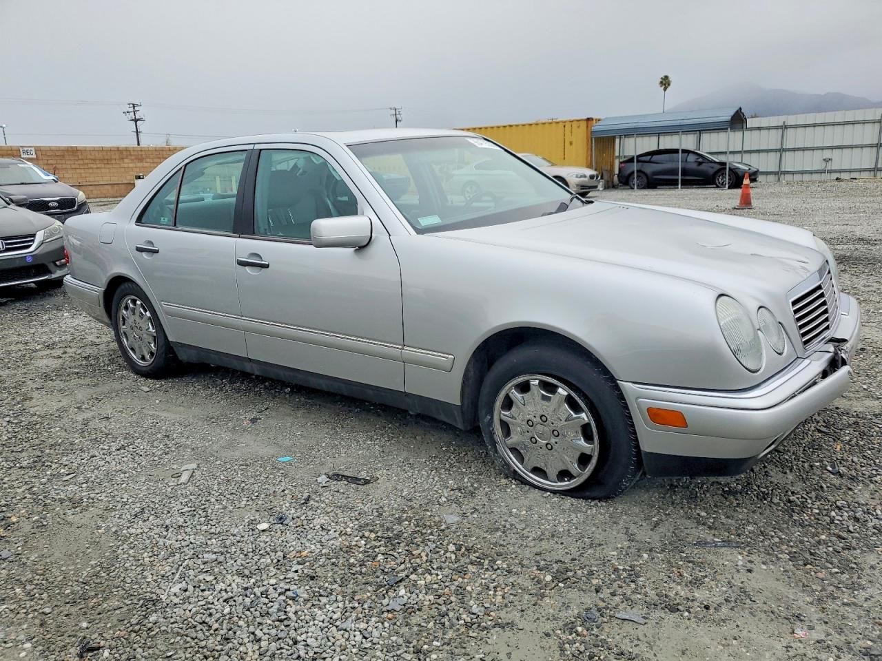 1999 Mercedes-Benz E 320