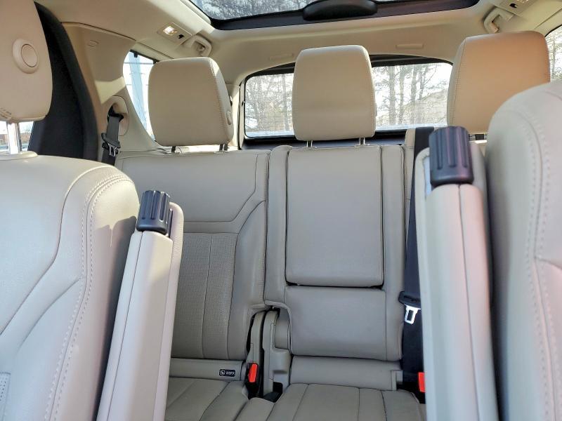 2017 Land Rover Discovery hse