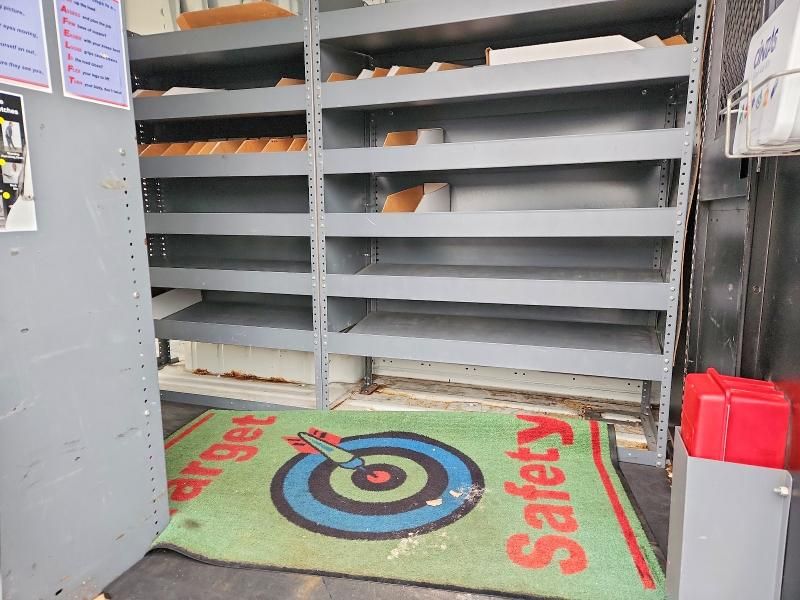 2014 Nissan NV 2500 Utility / Service Van