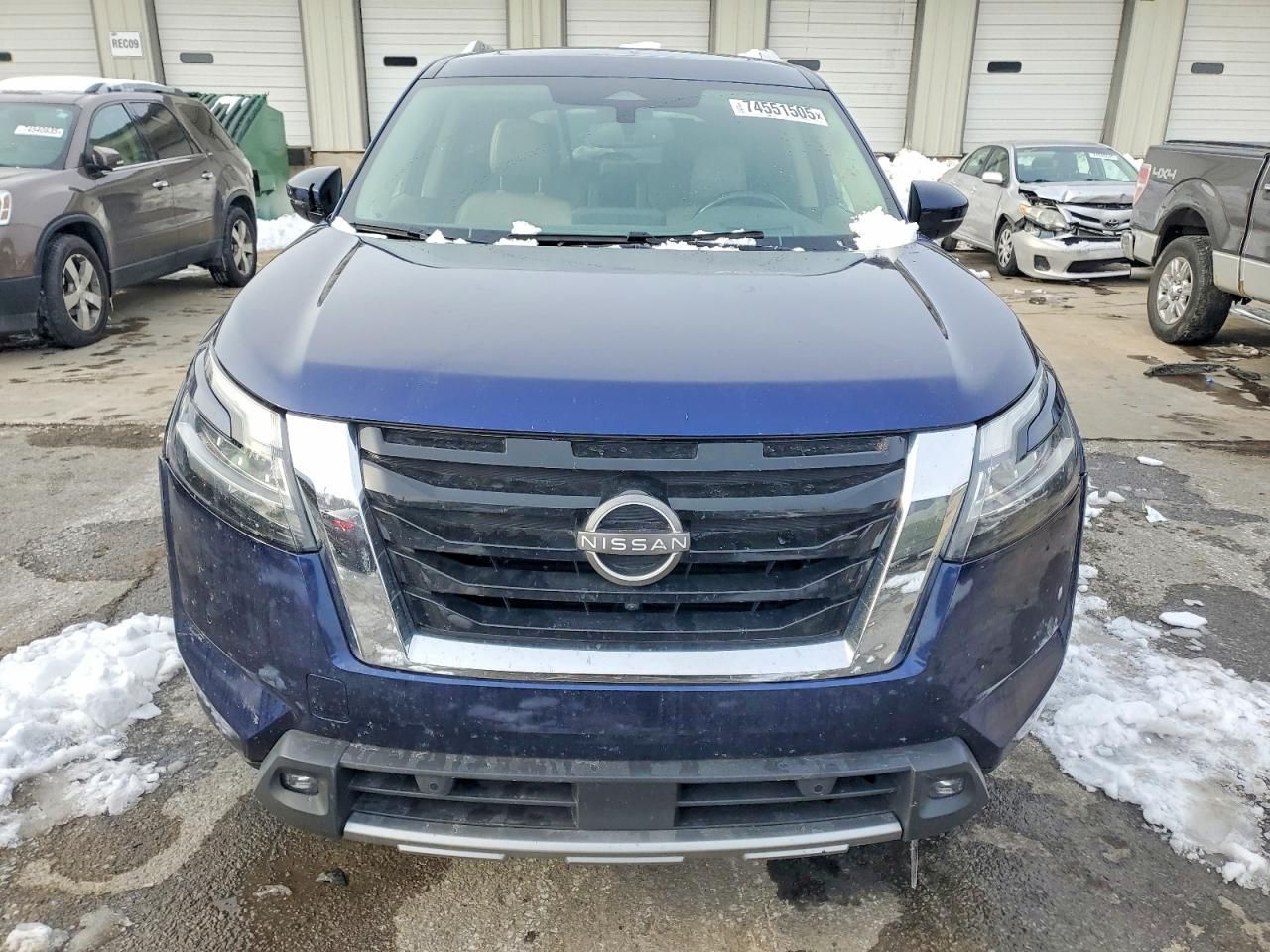 2022 Nissan Pathfinder Platinum