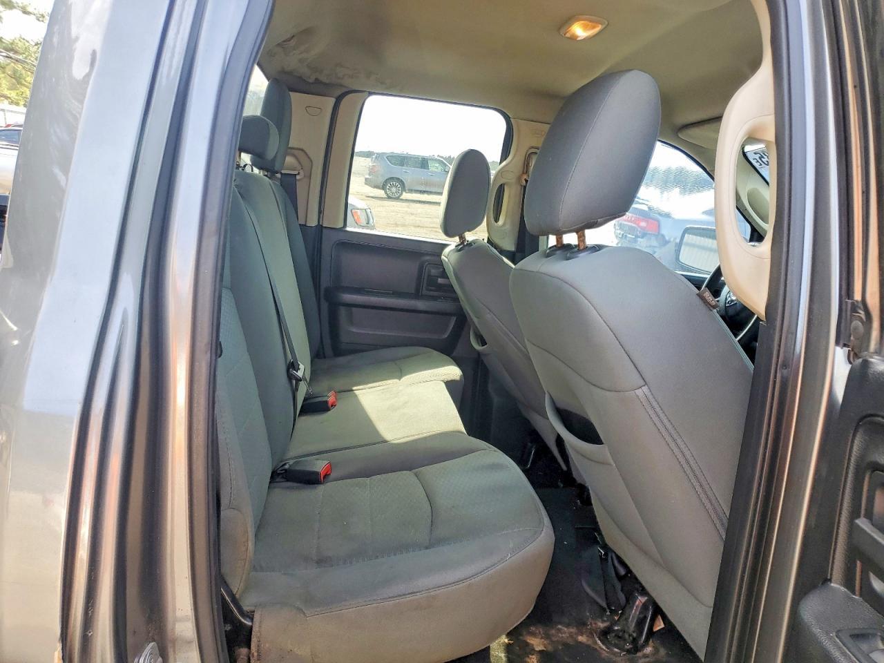 2013 Dodge Ram 1500 st