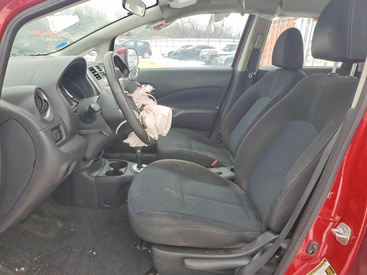 2014 Niss Versa Note sv