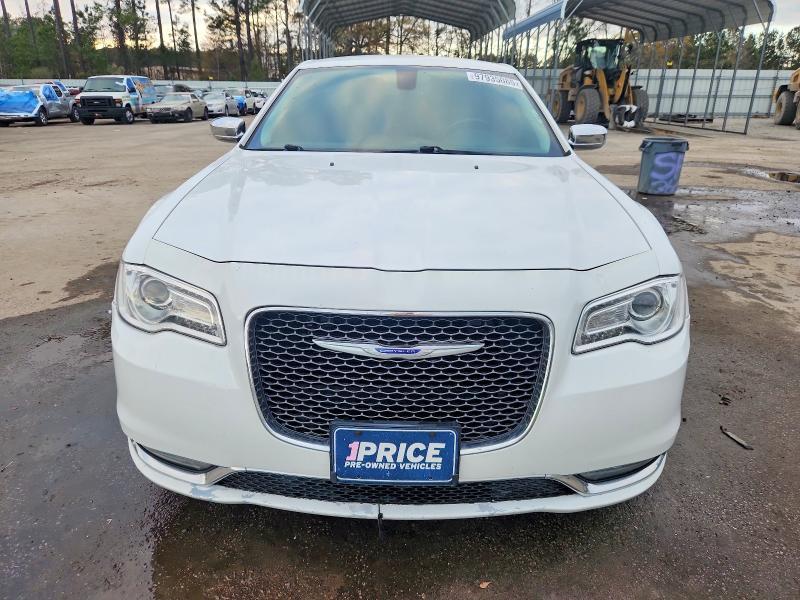 2019 Chrysler 300 Limited