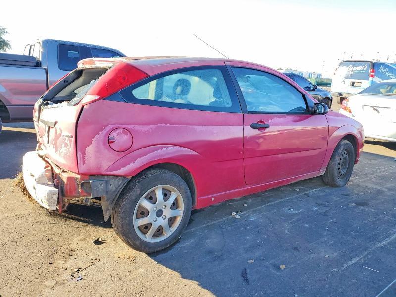 2005 Ford Focus ZX3