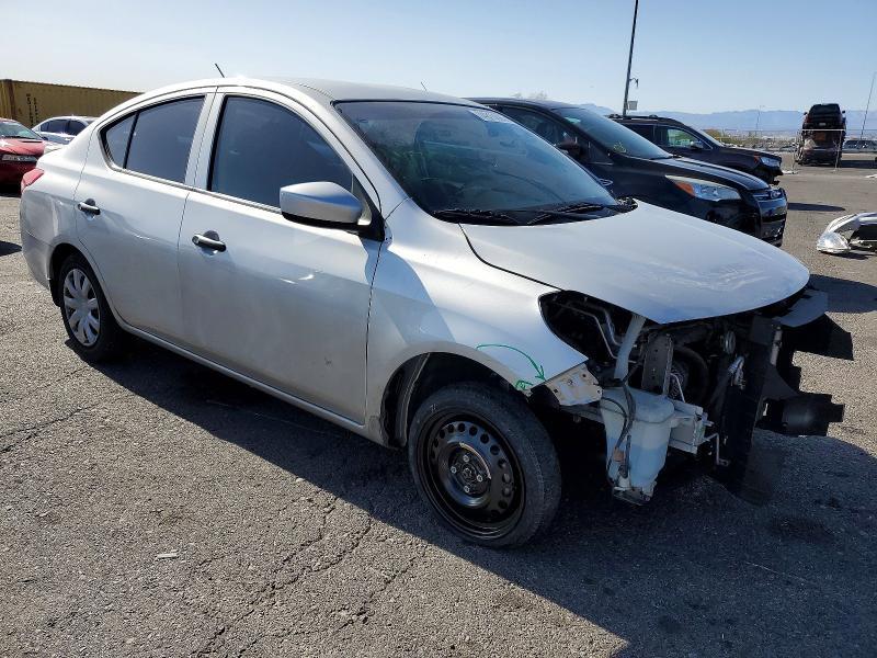 2016 Niss Versa 1.6 s Plus