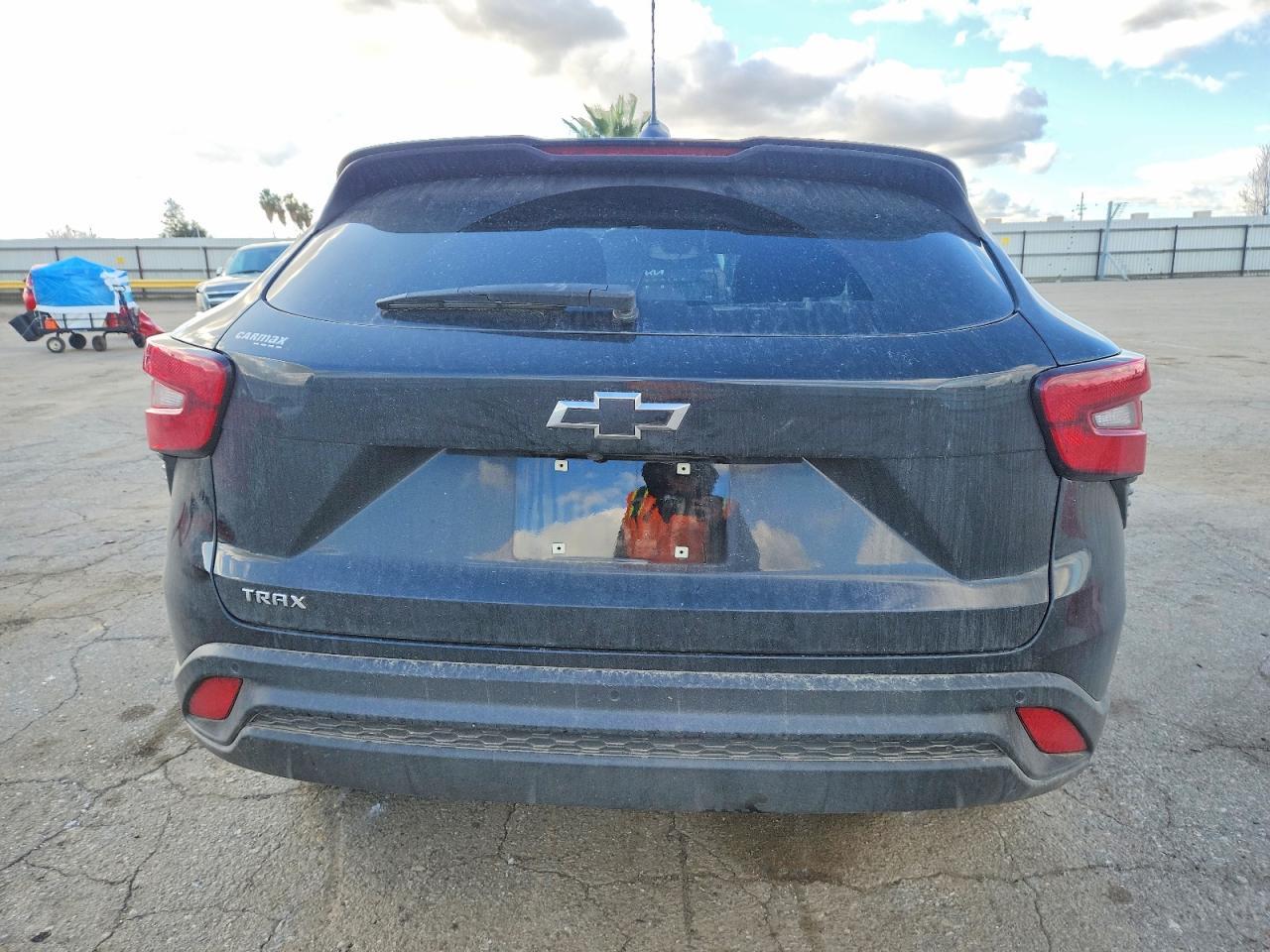 2025 Chevrolet Trax ls