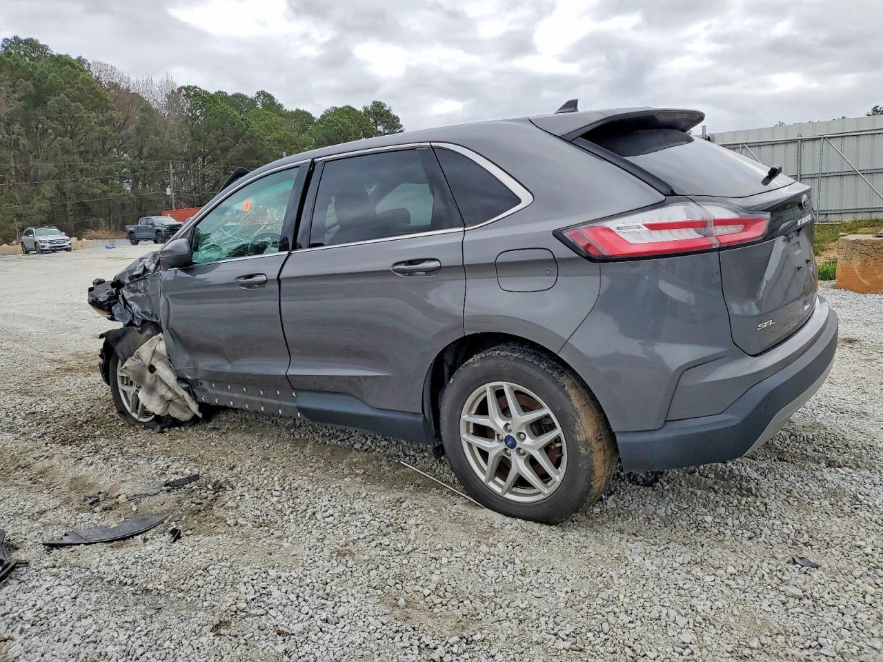 2022 Ford Edge sel