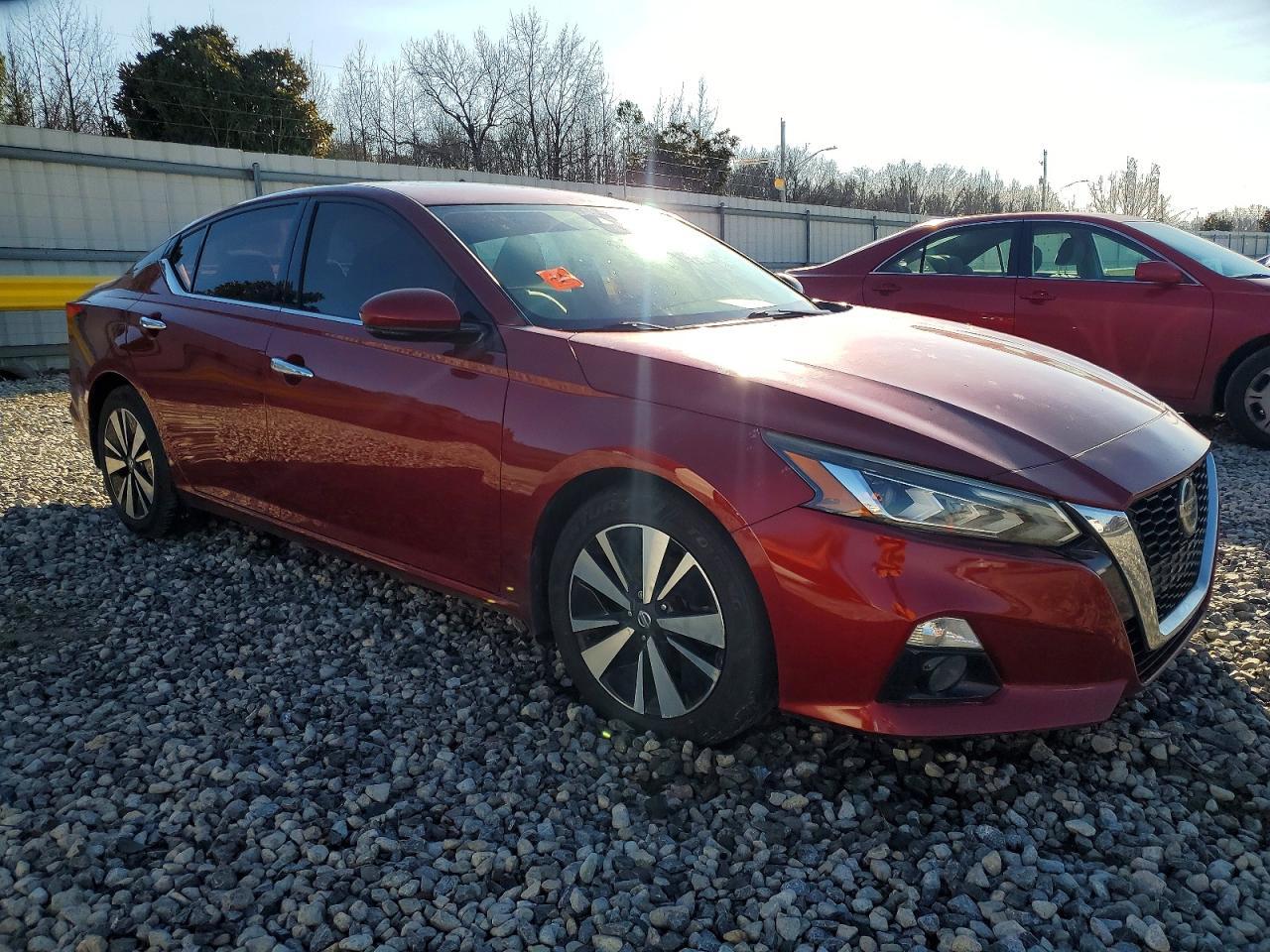 2019 Nissan Altima sv