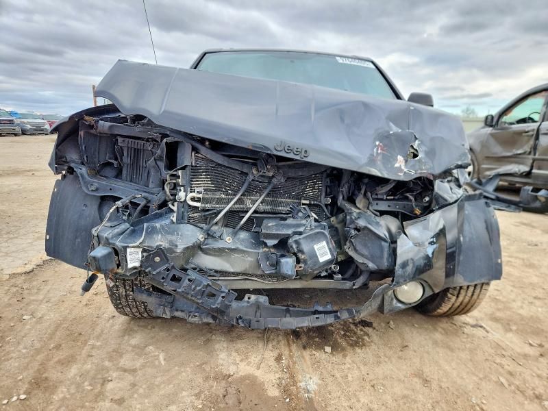 2009 Jeep Grand Cherokee Laredo