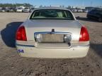 2005 Lincoln Town car Signature