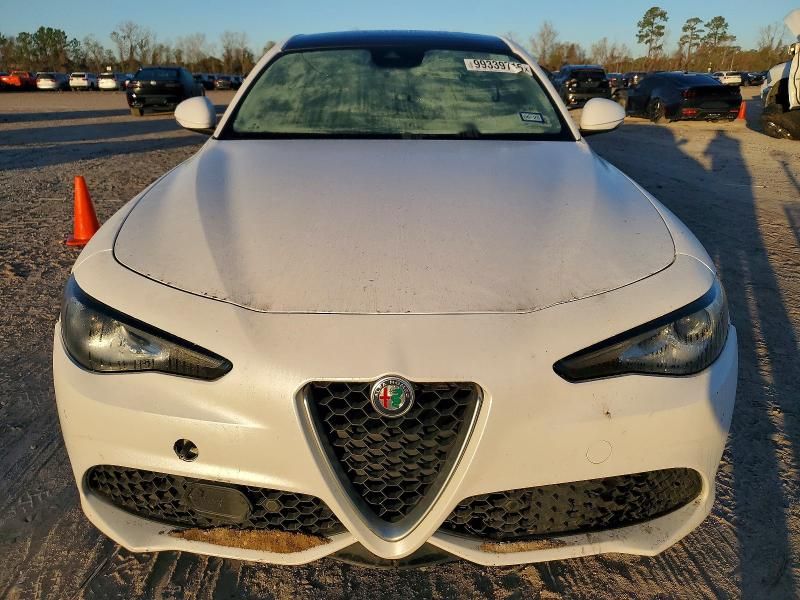 2017 Alfa Romeo Giulia ti