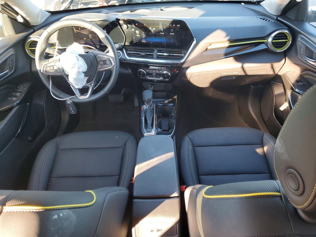 2025 Chevrolet Trax Active