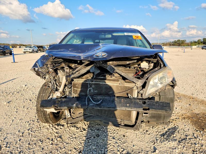 2014 Toyota Sienna le