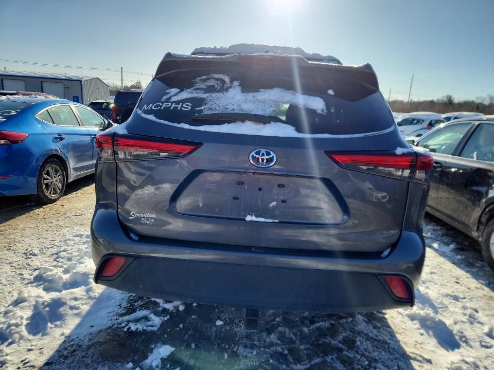 2022 Toyota Highlander Hybrid xle