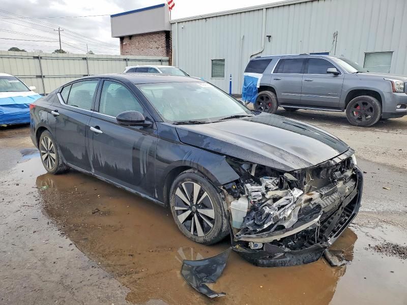 2020 Nissan Altima sl