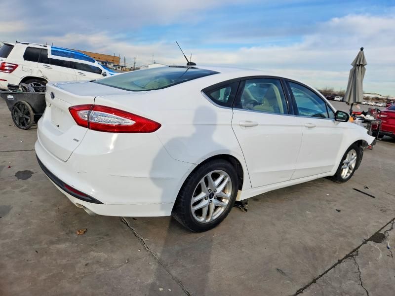 2014 Ford Fusion se