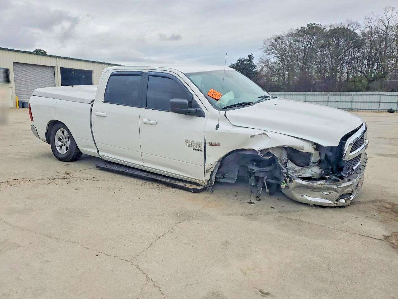 2019 Dodge Ram 1500 Classic slt