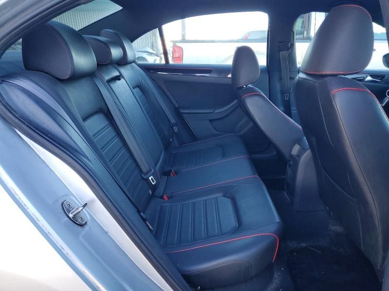 2015 Volkswagen Jetta gli