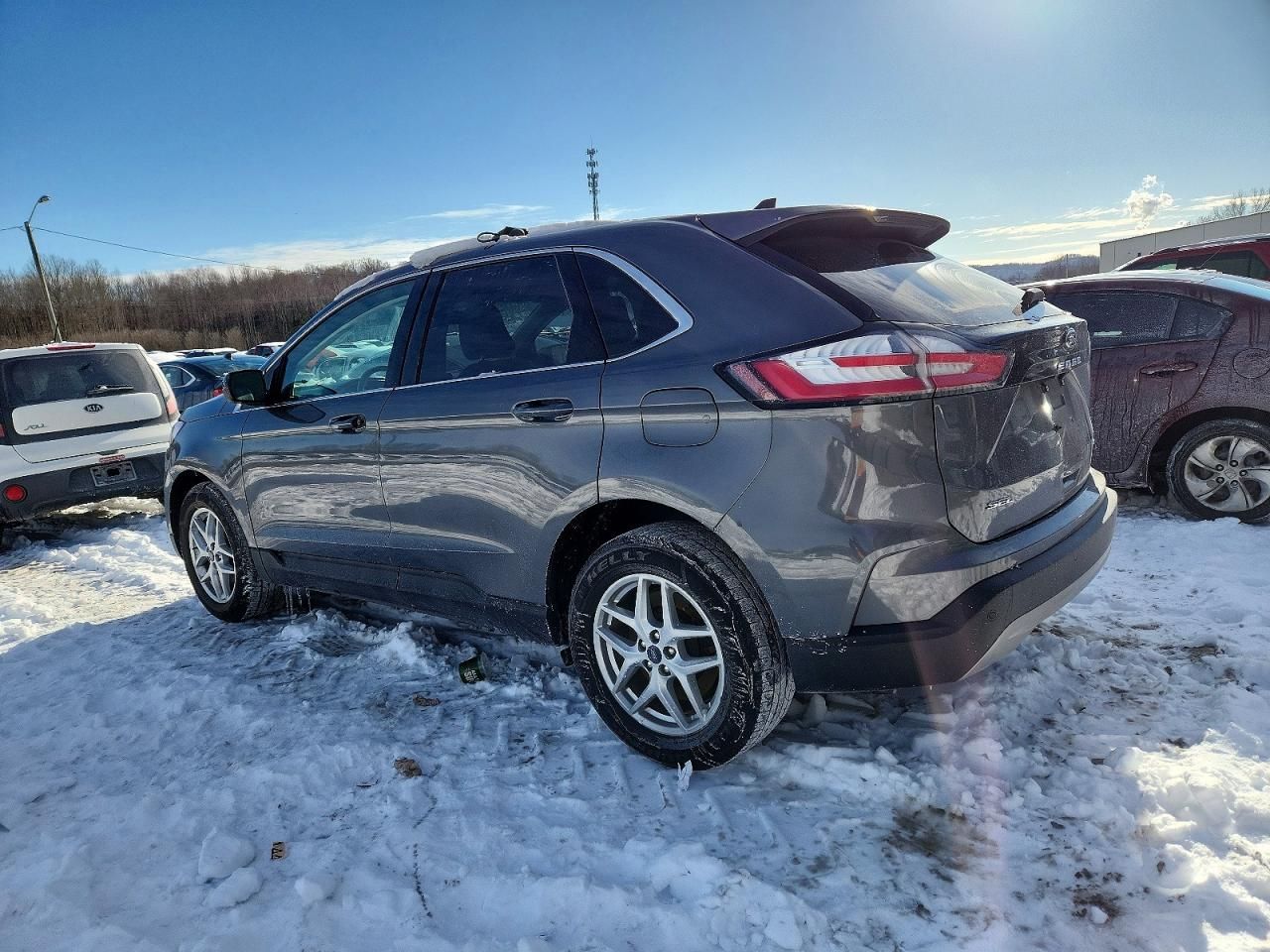 2022 Ford Edge sel