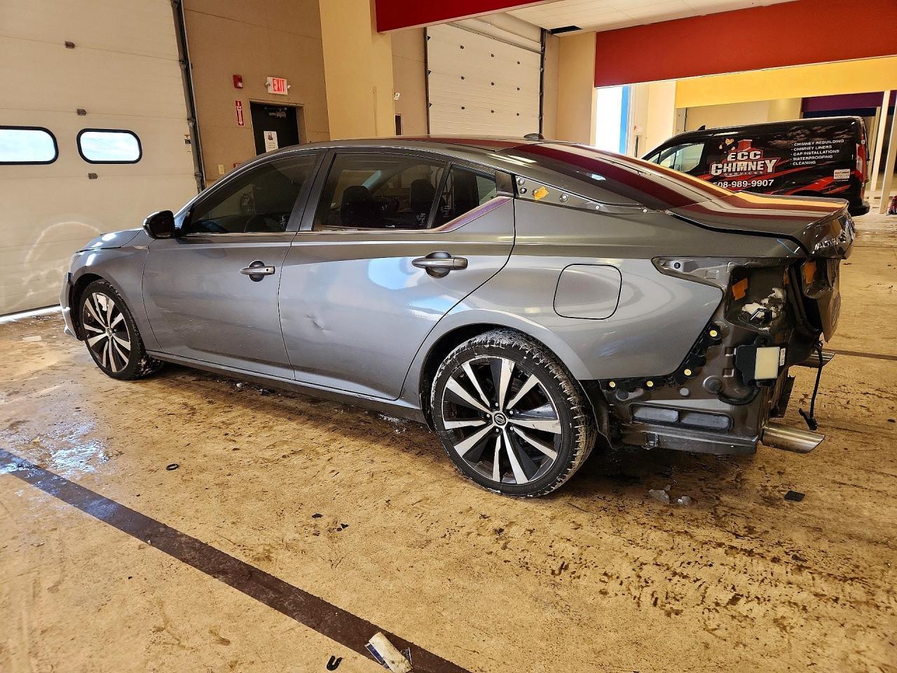2019 Niss Altima sr