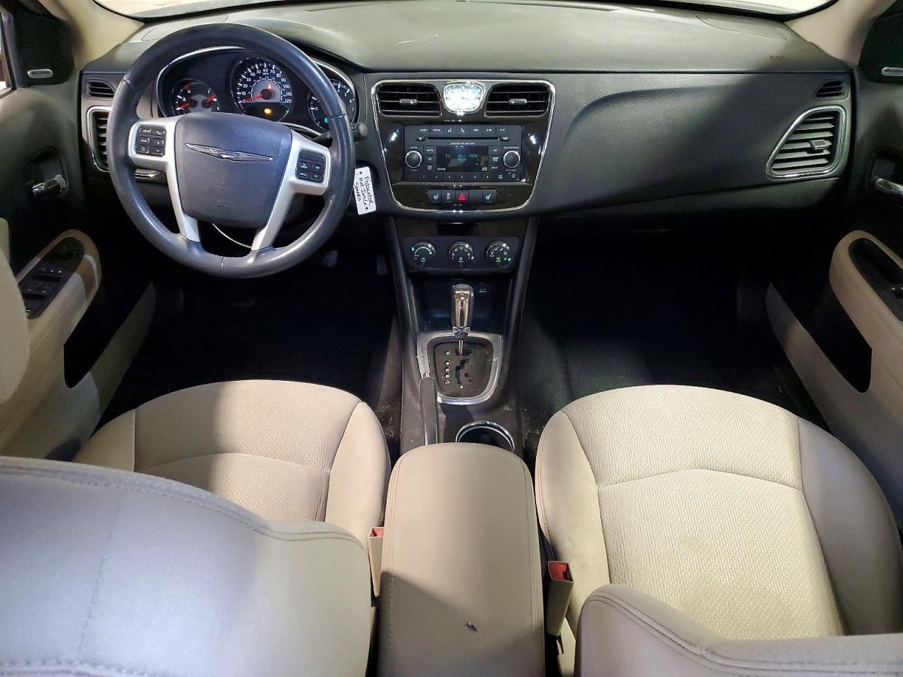2013 Chrysler 200 Limited