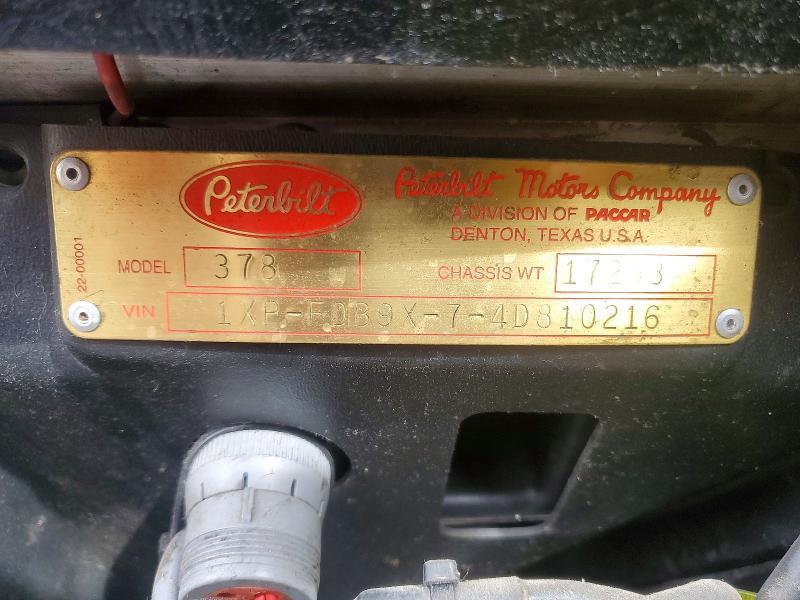 2004 Peterbilt 378 Semi Truck