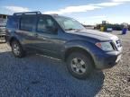 2010 Nissan Pathfinder s