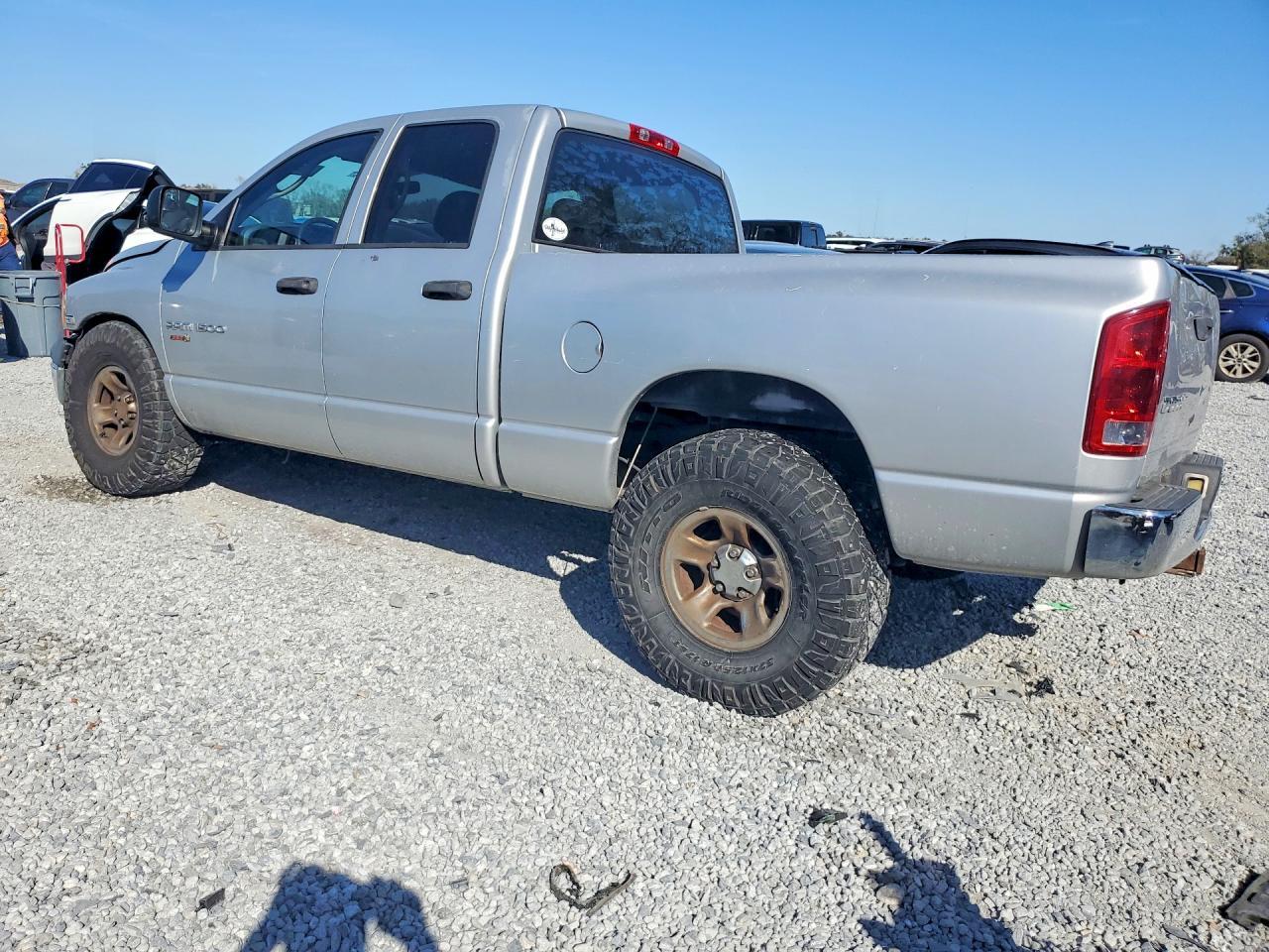 2004 Dodge Ram 1500 st